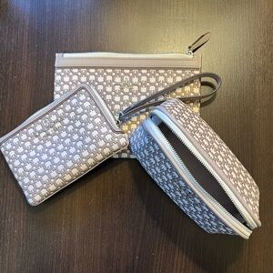 Kate Spade Link Set